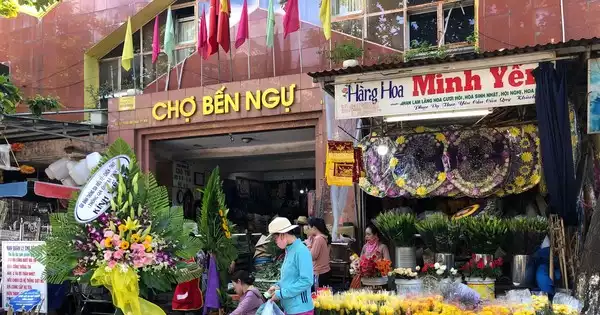 Chợ Bến Ngự