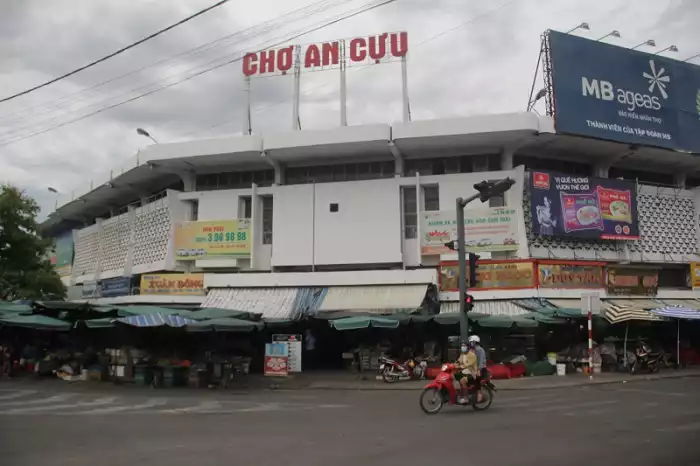 Chợ An Cựu